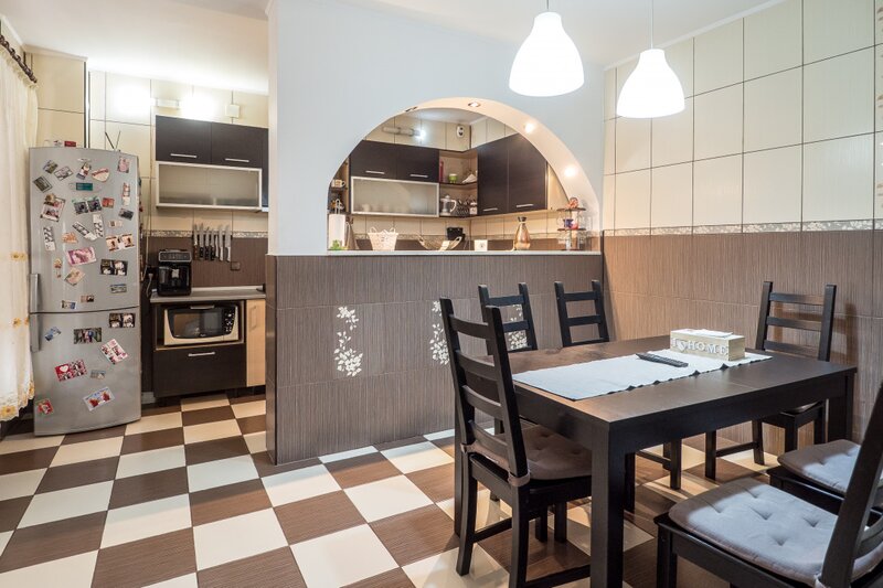 Afumati, vila individuala 7 camere rezidentiala sau HoReCa, curte 608mp